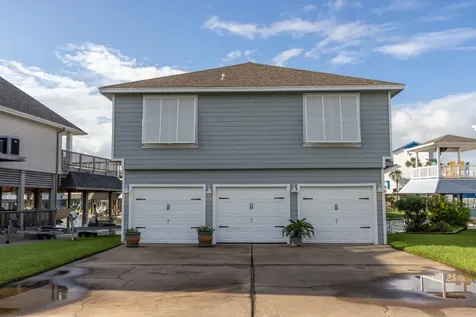 1330 Leilani Drive Tiki Island TX 77554