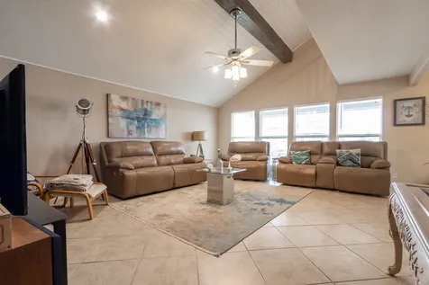 1330 Leilani Drive Tiki Island TX 77554