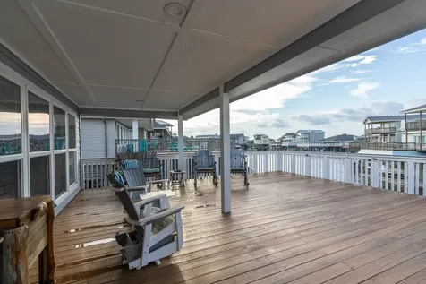 1330 Leilani Drive Tiki Island TX 77554