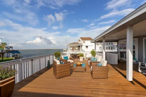 1330 Leilani Drive Tiki Island TX 77554