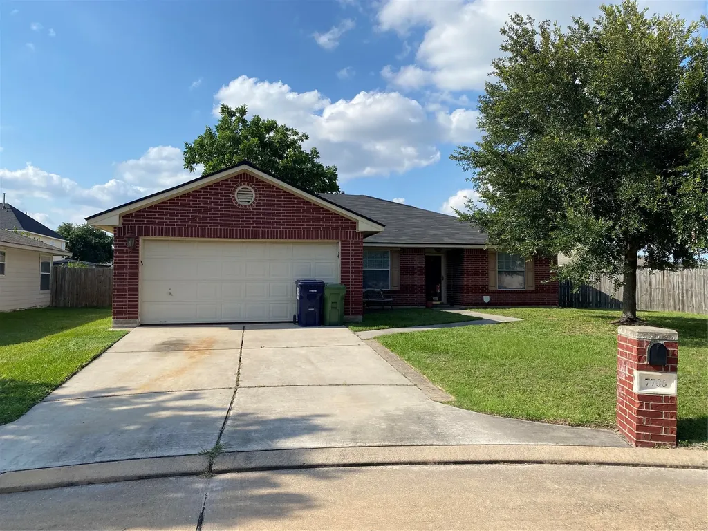 7706 Cloverlake Court Houston TX 77040
