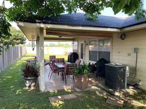 7706 Cloverlake Court Houston TX 77040