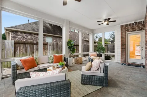 307 Arbor Ridge Lane Conroe TX 77384