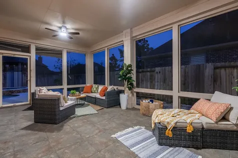 307 Arbor Ridge Lane Conroe TX 77384