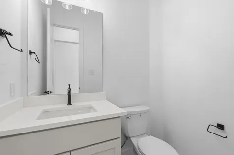 12214 Warbler Drive Mont Belvieu TX 77523