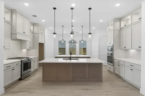 12214 Warbler Drive Mont Belvieu TX 77523