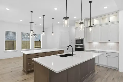 12214 Warbler Drive Mont Belvieu TX 77523