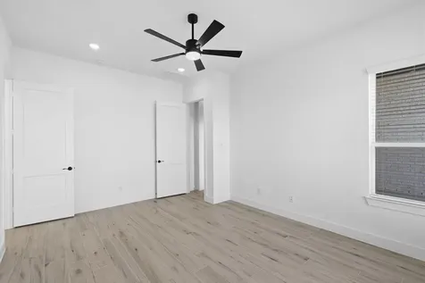 12214 Warbler Drive Mont Belvieu TX 77523