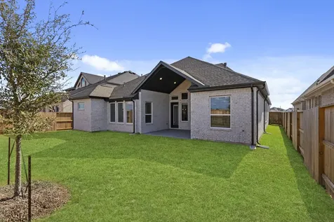 12214 Warbler Drive Mont Belvieu TX 77523
