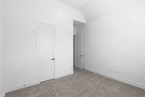 12214 Warbler Drive Mont Belvieu TX 77523