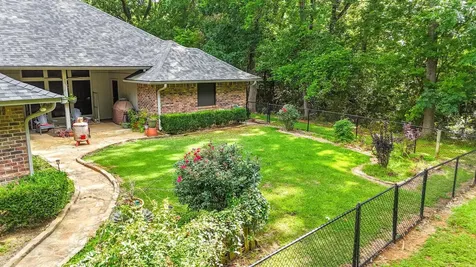 1749 E Us Highway 84 Palestine TX 75801