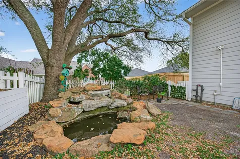 9818 Twin Shores Drive Willis TX 77318