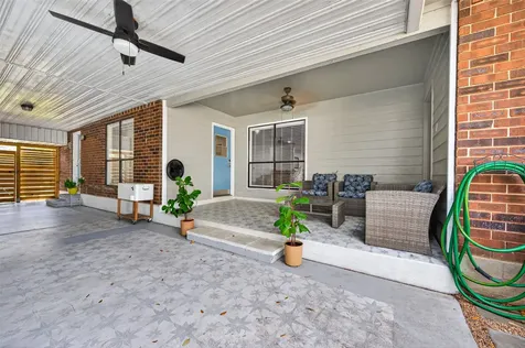 9818 Twin Shores Drive Willis TX 77318