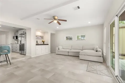 4414 W 43rd Street Houston TX 77092