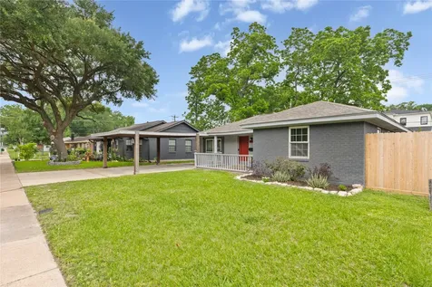 4414 W 43rd Street Houston TX 77092