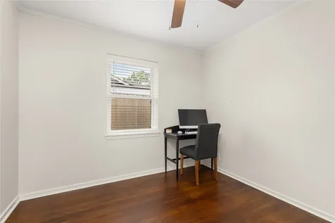 4414 W 43rd Street Houston TX 77092