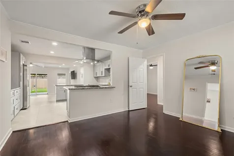 4414 W 43rd Street Houston TX 77092