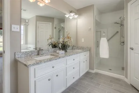 319 Brook Hollow Drive Huntsville TX 77340