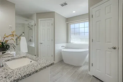 319 Brook Hollow Drive Huntsville TX 77340