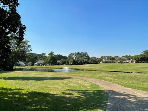 319 Brook Hollow Drive Huntsville TX 77340