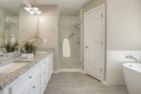 319 Brook Hollow Drive Huntsville TX 77340