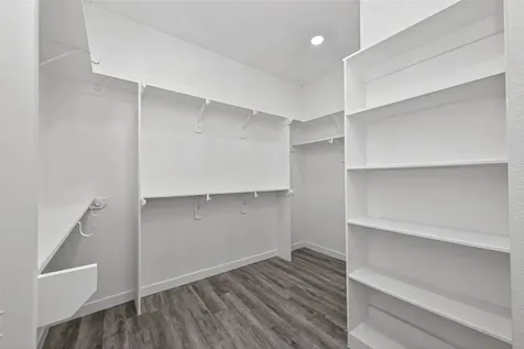 6925 Road 5503 Cleveland TX 77327