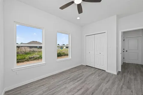 6925 Road 5503 Cleveland TX 77327