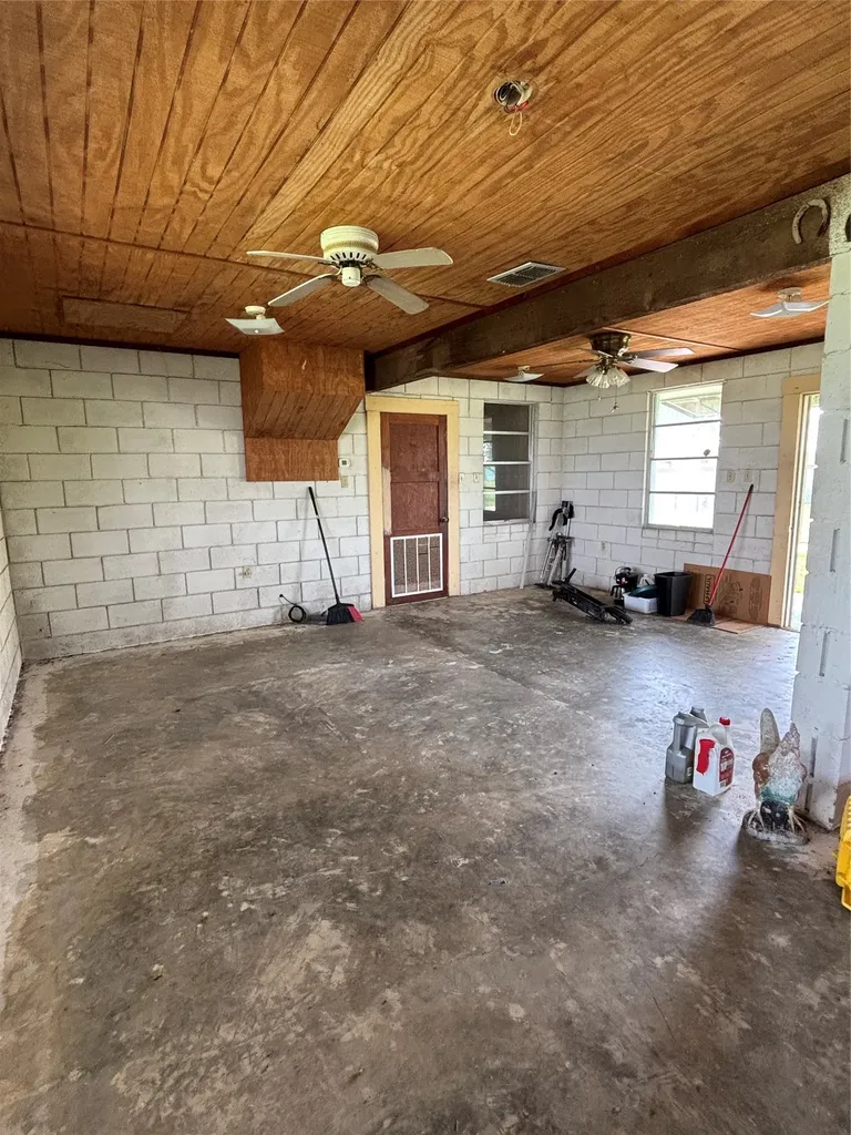 4 & 4-r Copano Ridge Road Rockport TX 78382