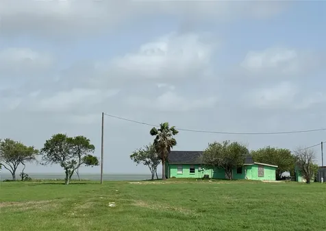 4 & 4-r Copano Ridge Road Rockport TX 78382