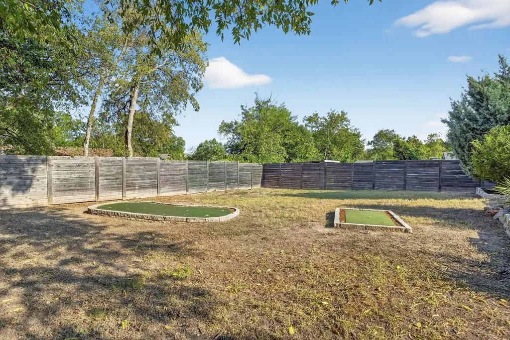 5706 Breezewood Drive Austin TX 78745