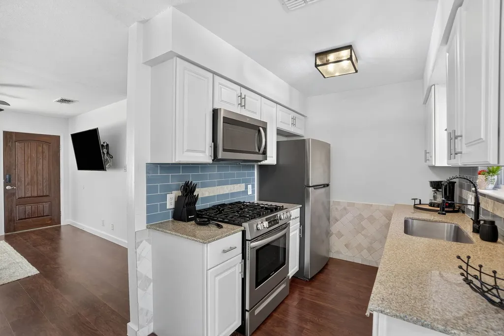 5706 Breezewood Drive Austin TX 78745