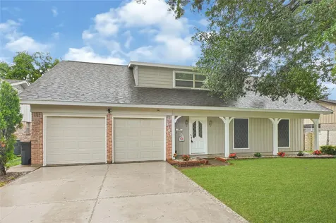2107 N Rayburn Court Pasadena TX 77502
