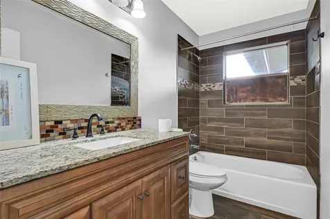 2107 N Rayburn Court Pasadena TX 77502