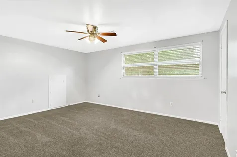 2107 N Rayburn Court Pasadena TX 77502