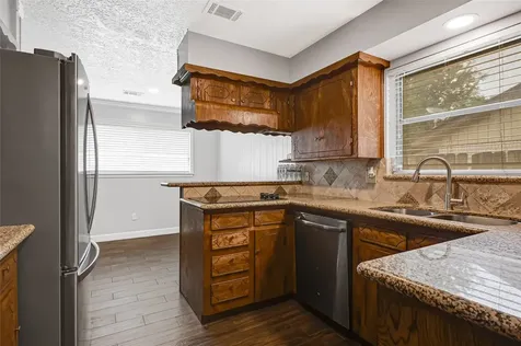 2107 N Rayburn Court Pasadena TX 77502