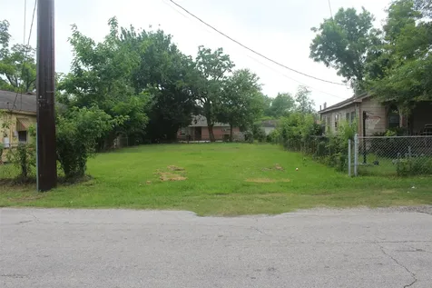 4914 Falls Street Houston TX 77026
