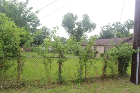 4914 Falls Street Houston TX 77026