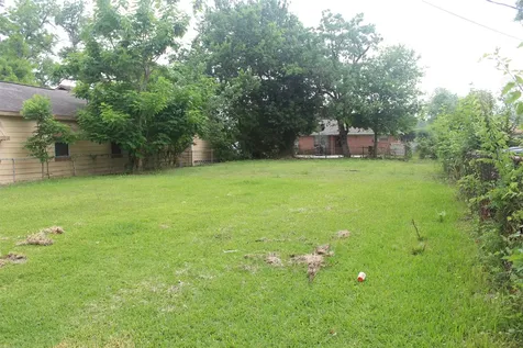 4914 Falls Street Houston TX 77026