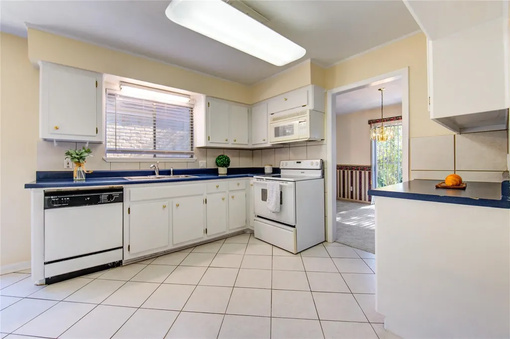 1927 Ash Meadow Drive Houston TX 77090