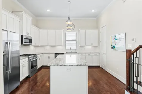 5809 E Post Oak Lane Houston TX 77055