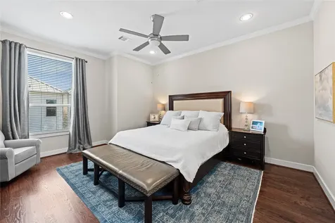 5809 E Post Oak Lane Houston TX 77055