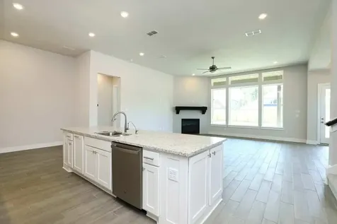 18422 Red Dahlia Road Richmond TX 77407