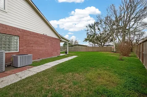 9904 Fair Brook Way Pearland TX 77584