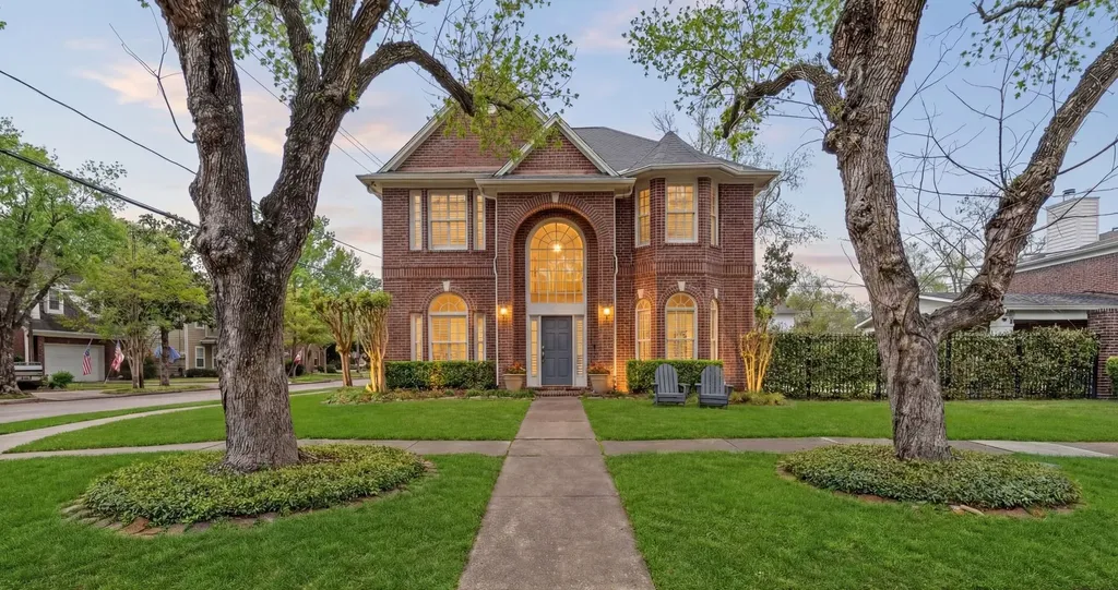 4236 Oberlin Street West University Place TX 77005