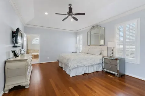 4236 Oberlin Street West University Place TX 77005