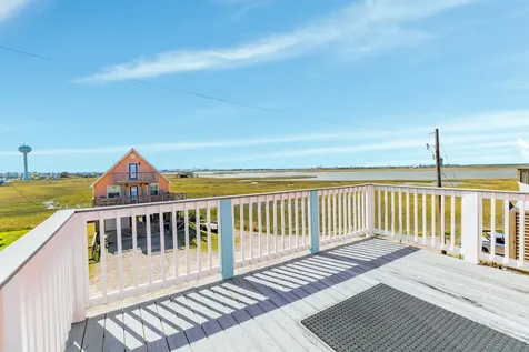 222 Sea Oats Drive Surfside Beach TX 77541
