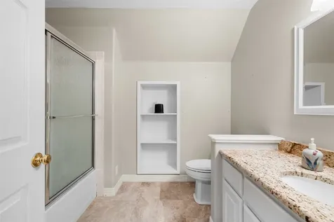 601 Country Club Court La Grange TX 78946
