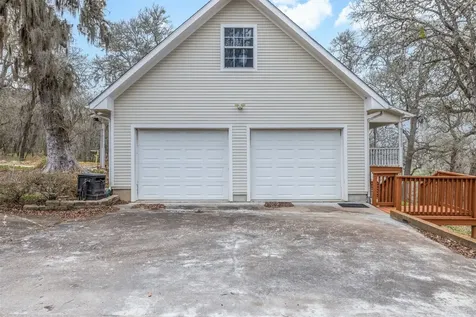 601 Country Club Court La Grange TX 78946