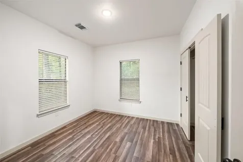 181 Acorn Lane Point Blank TX 77364