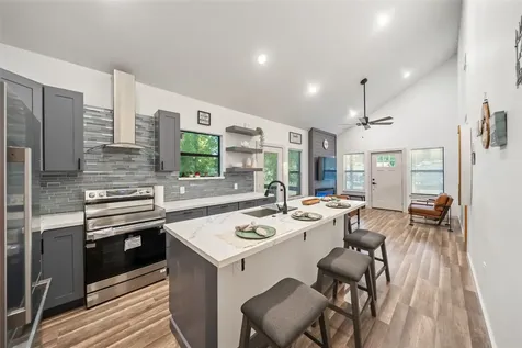 181 Acorn Lane Point Blank TX 77364